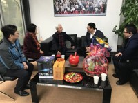 肇庆市科协领导走访慰问何镜堂院士