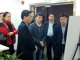 何真专程到深圳调研科协工作