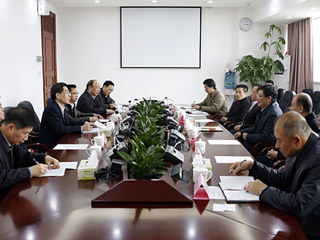 何真率队拜访省科技厅就全面深化合作达成广泛共识