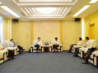 副省长黄宁生一行到省科协走访调研