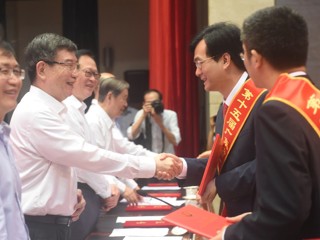 广东庆祝“全国科技工作者日”暨表彰先进大会召开