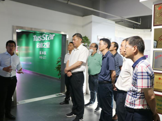 郑庆顺同志到江门市开展调研工作