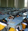 惠东县地震局在吉隆实验学校举行地震避震模拟演练