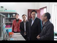 茂名市委市政府领导慰问拔尖人才和优秀科技工作者