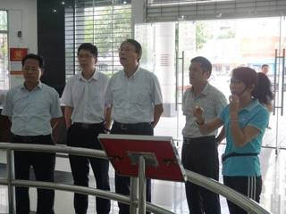 中国科技馆党委书记殷皓到河源市科技馆调研