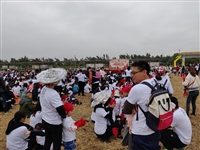 洛基山双语幼儿园第二届亲子运动会举行