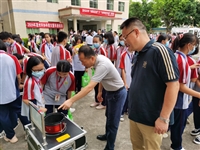 惠州市、惠阳区两级科协共同举办“科普大篷车进校园”和“青少年脊柱健康公益科普讲座及筛查”活动