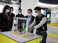 阳江市科协领导到市科技馆开展走访慰问活动