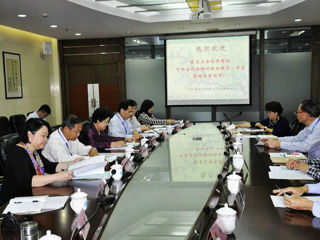 中国老科协会长陈至立到广东调研