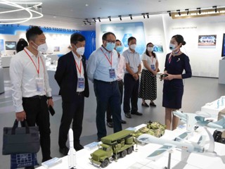 省科协组织港澳科技专家志愿服务暨粤港澳大湾区工程科技考察交流活动