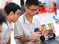 2023年全国科技活动周暨第八届阳江市机器人大赛举办