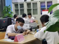 茂名市心理咨询师协会组织开展“公益咨询巡展进校园”活动