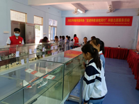 汕尾市陆河县科协举行“走进科技 你我同行”科普志愿服务活动