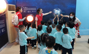 韶关市浈江区科协开展“童心探科学，畅想科技梦”参观科技馆体验活动