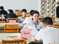 第40届广州市番禺区青少年科技创新大赛举行