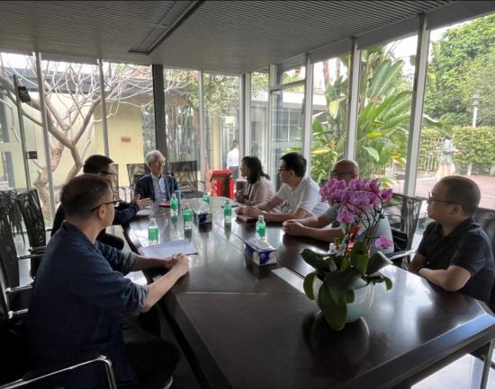 广州市科协走访慰问何镜堂院士